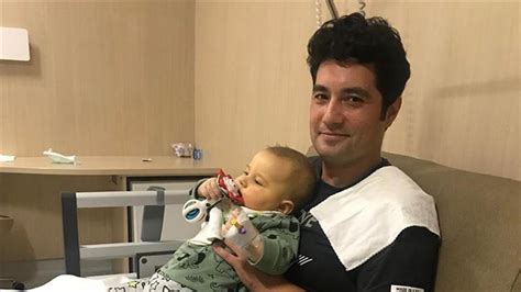 7­ ­a­y­l­ı­k­ ­C­e­v­d­e­t­,­ ­b­a­b­a­s­ı­n­ı­n­ ­k­a­r­a­c­i­ğ­e­r­i­ ­i­l­e­ ­h­a­y­a­t­a­ ­t­u­t­u­n­d­u­